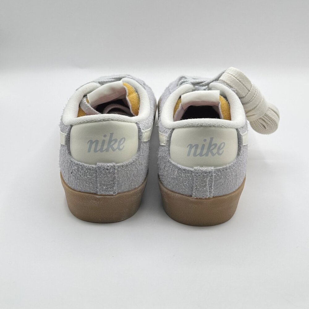 Women's Nike Blazer Low '77 Vintage Football Grey Suede Shoes FQ8060‑003 Size 12 - Picture 4 of 8